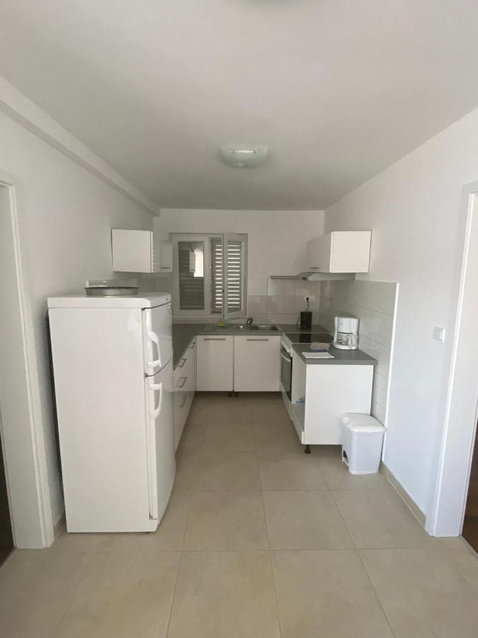 Genesis 4 Apartment Trogir Exterior foto
