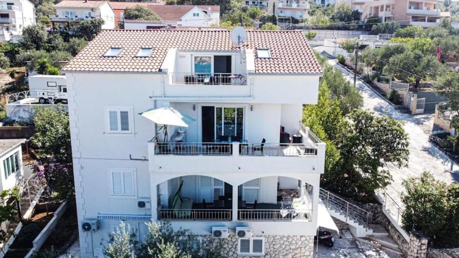 Genesis 4 Apartment Trogir Exterior foto